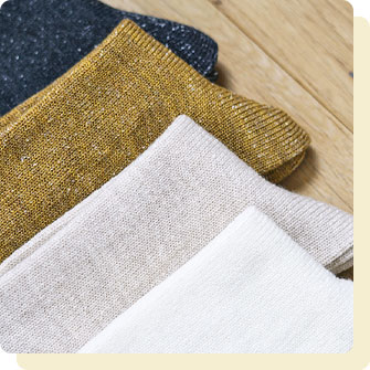 内側シルクのふんわりウールソックス