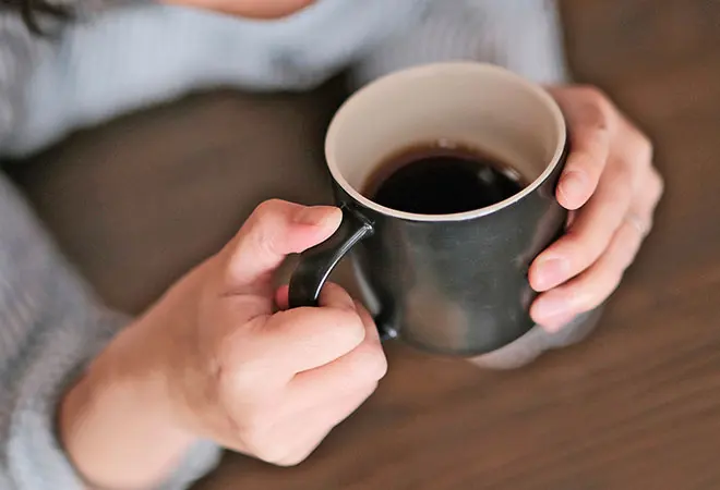 マヌカハニーを入れたコーヒー