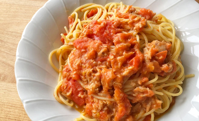 太陽の塩を使ったトマトパスタ