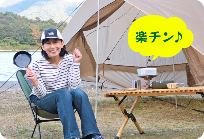 座ったたままの店長