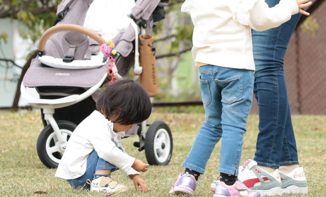 子どもの足